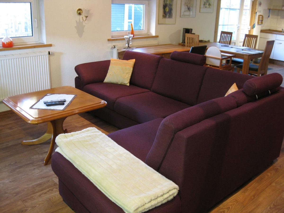 Ferienwohnung Aurich Sandhorst Eg Mit Terrasse Und Kleinem Garten Екстер'єр фото
