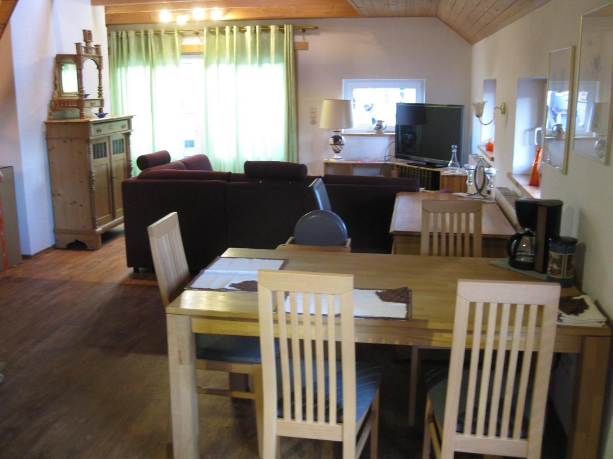 Ferienwohnung Aurich Sandhorst Eg Mit Terrasse Und Kleinem Garten Екстер'єр фото