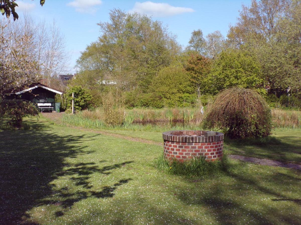 Ferienwohnung Aurich Sandhorst Eg Mit Terrasse Und Kleinem Garten Екстер'єр фото